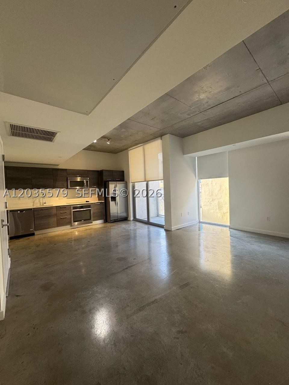 151 SE 1st St #408, Miami FL 33131