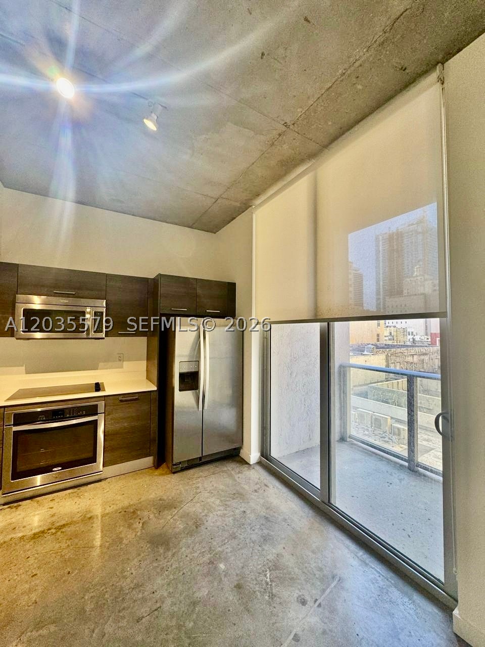 151 SE 1st St #408, Miami FL 33131