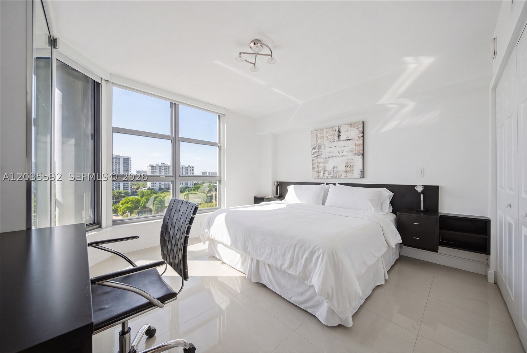 3530 Mystic Pointe Dr #2013, Aventura FL 33180