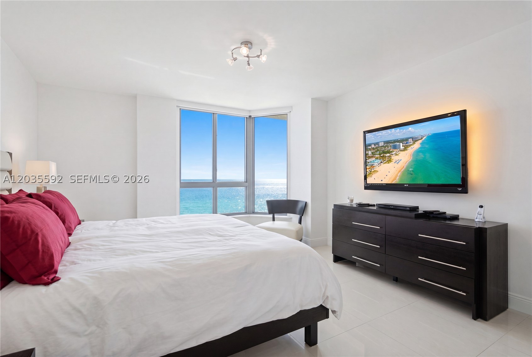 3530 Mystic Pointe Dr #2013, Aventura FL 33180