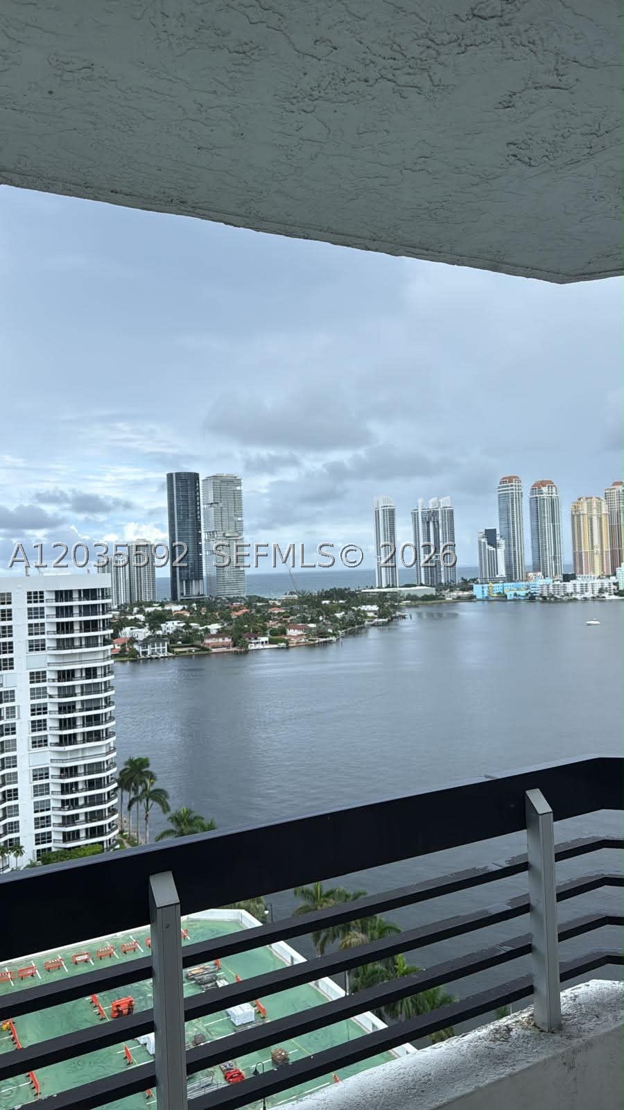3530 Mystic Pointe Dr #2013, Aventura FL 33180