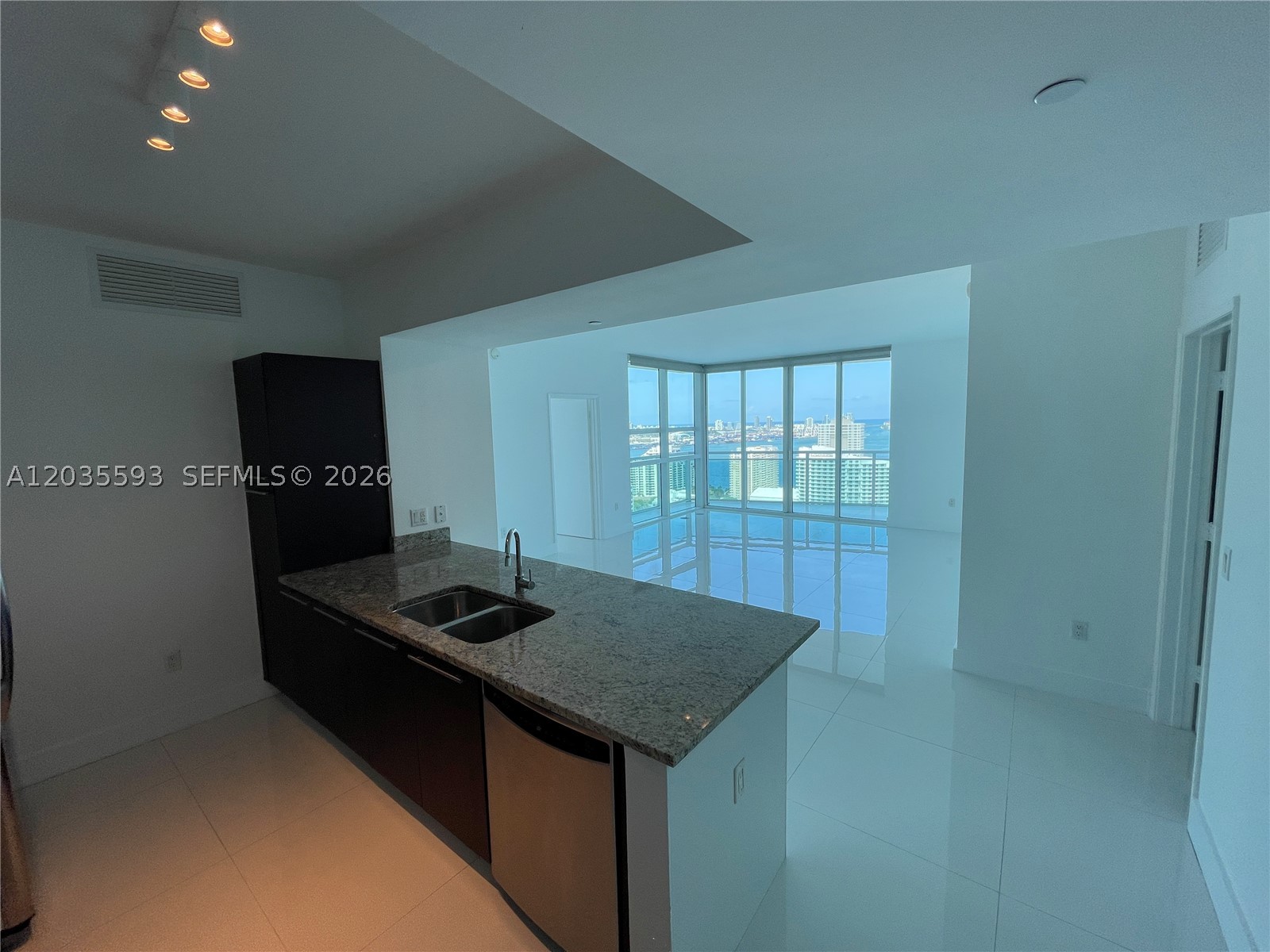 950 Brickell Bay Dr #3210, Miami FL 33131