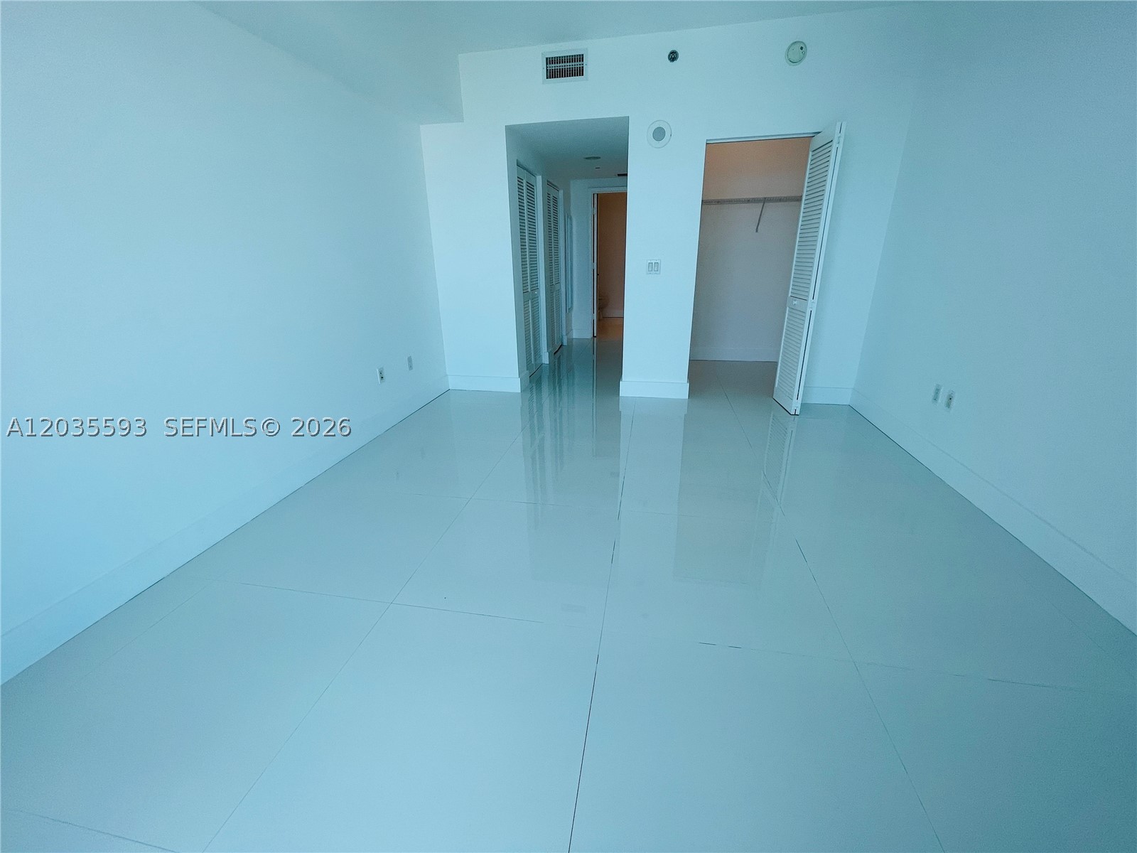 950 Brickell Bay Dr #3210, Miami FL 33131