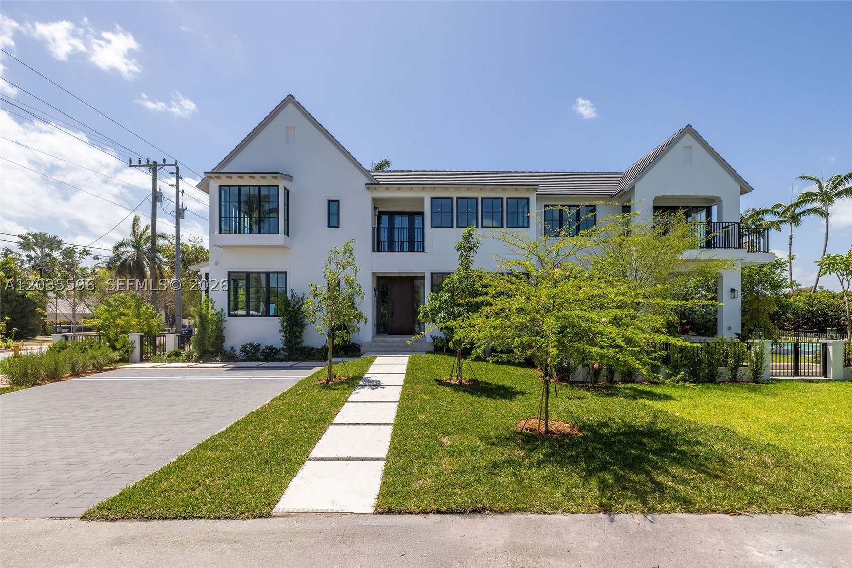 5262 La Gorce Dr, Miami Beach FL 33140