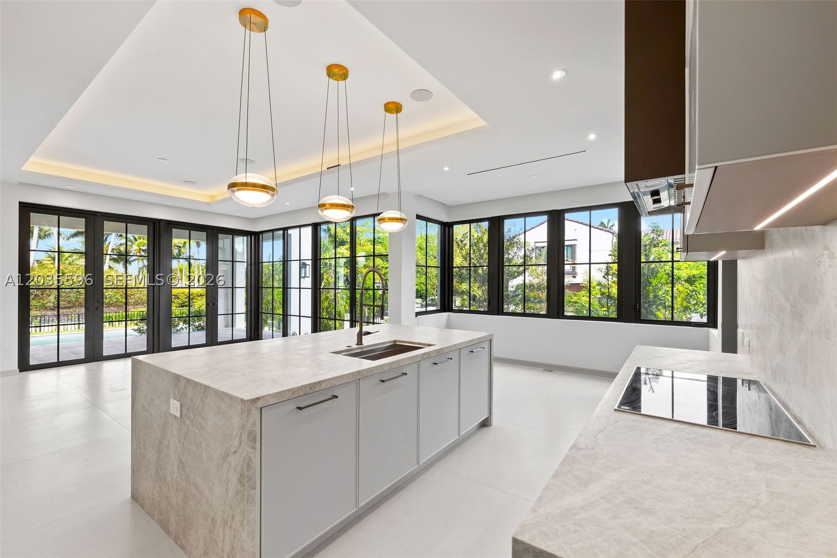 5262 La Gorce Dr, Miami Beach FL 33140