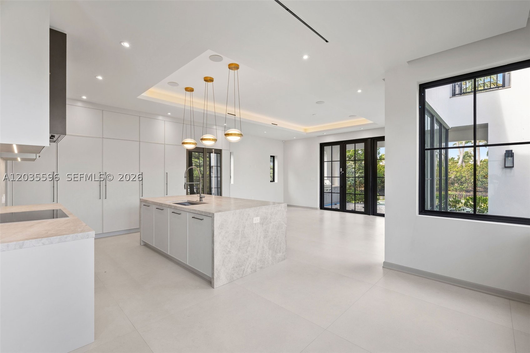 5262 La Gorce Dr, Miami Beach FL 33140