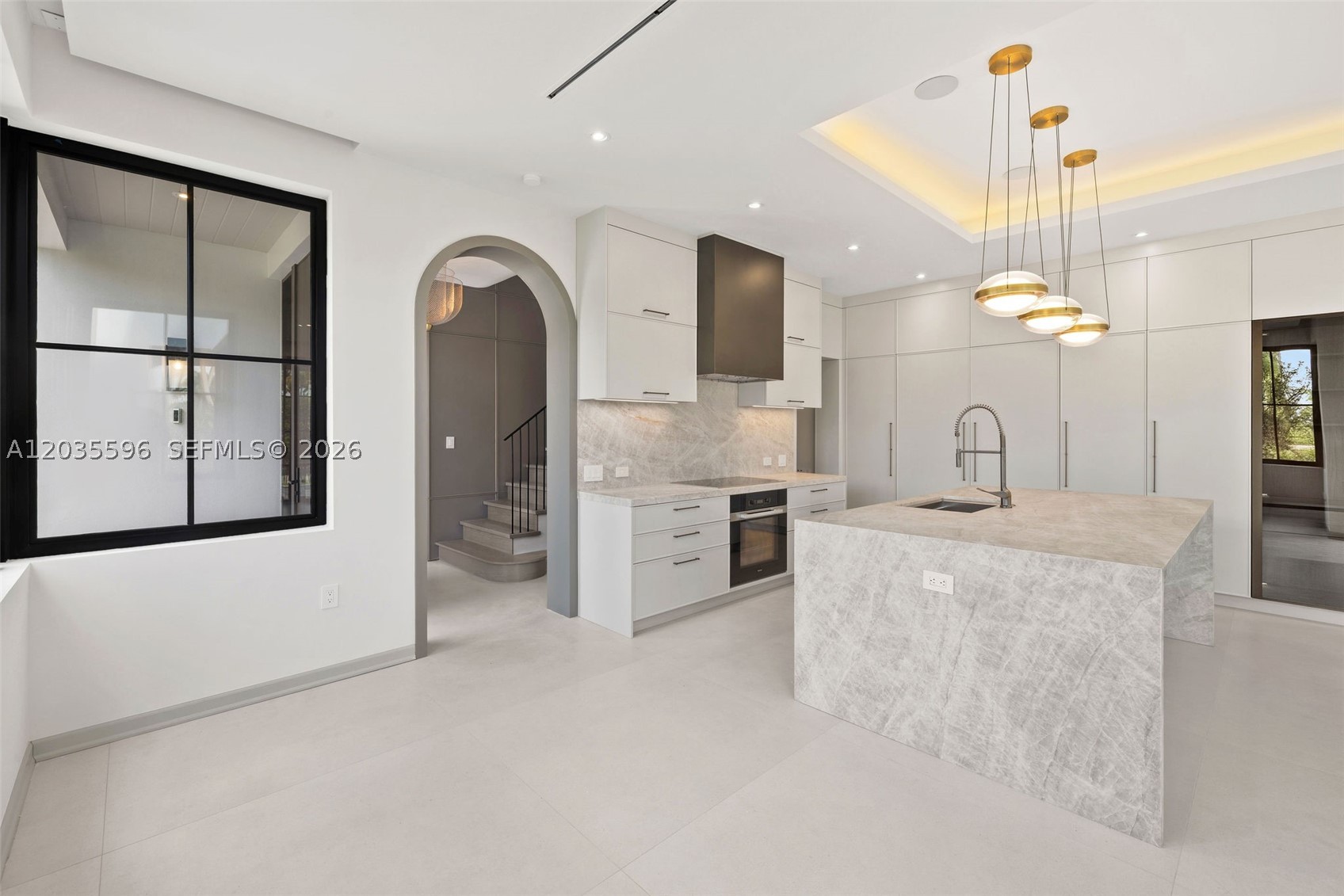 5262 La Gorce Dr, Miami Beach FL 33140