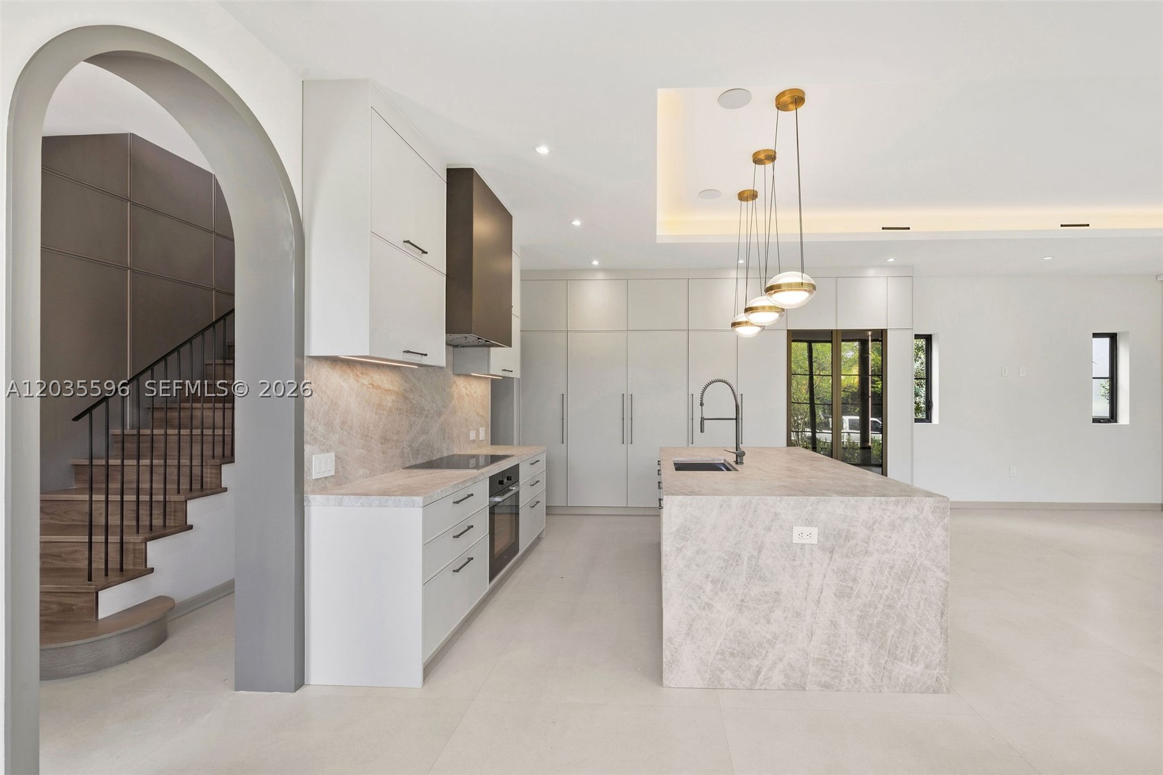 5262 La Gorce Dr, Miami Beach FL 33140
