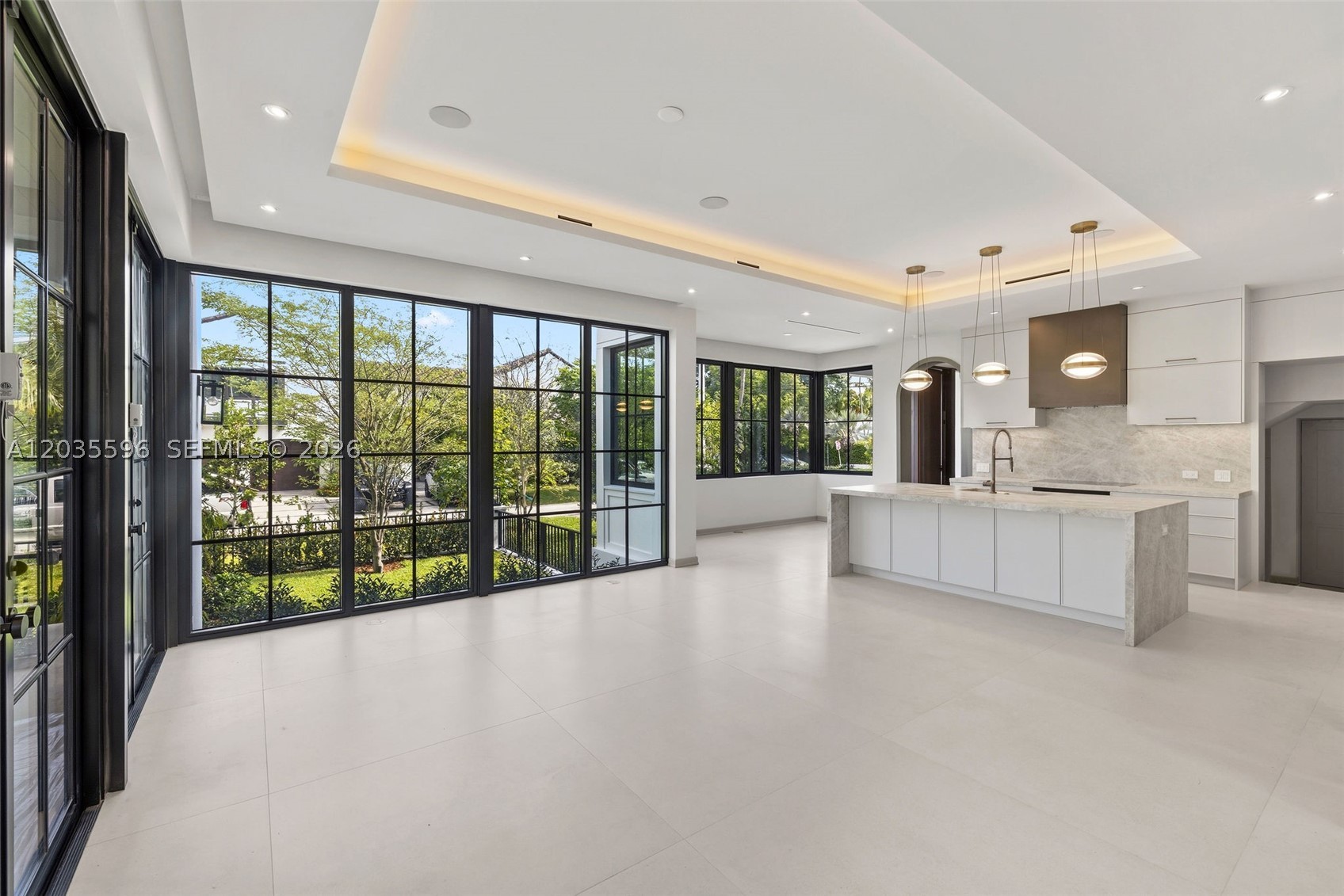 5262 La Gorce Dr, Miami Beach FL 33140