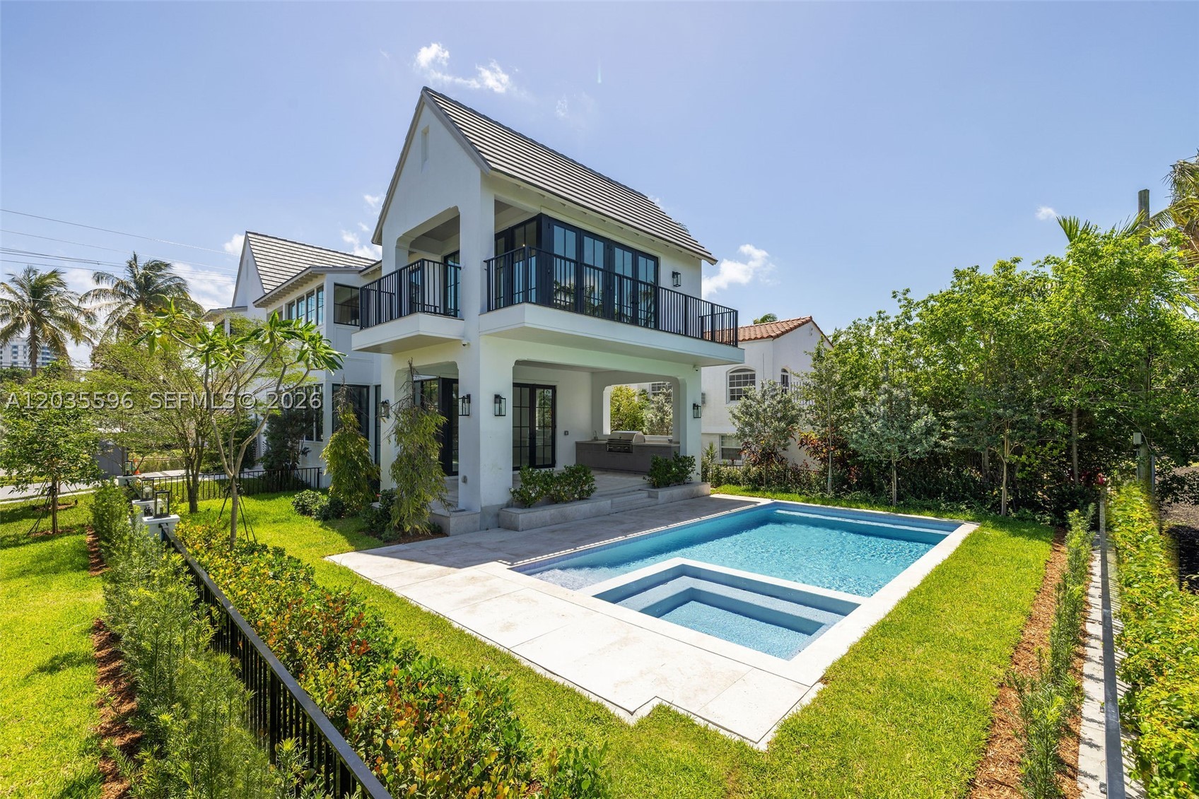 5262 La Gorce Dr, Miami Beach FL 33140