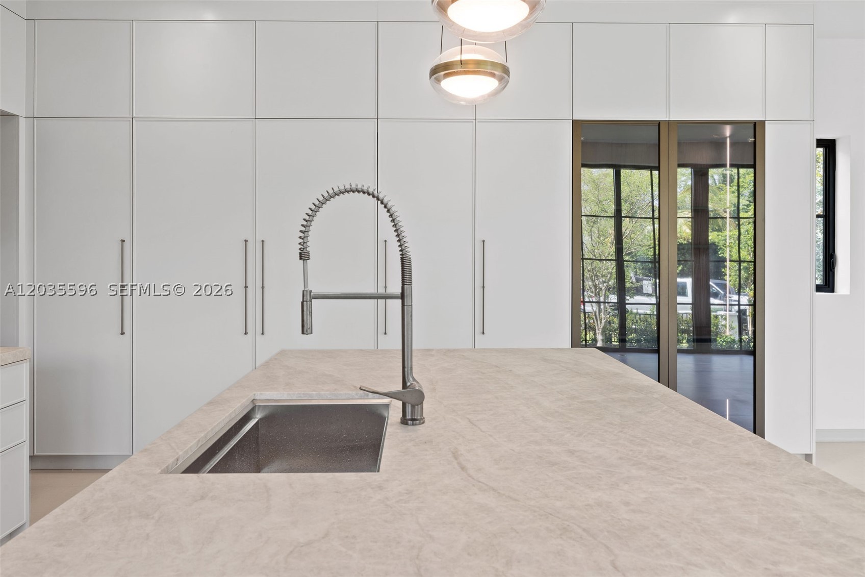 5262 La Gorce Dr, Miami Beach FL 33140