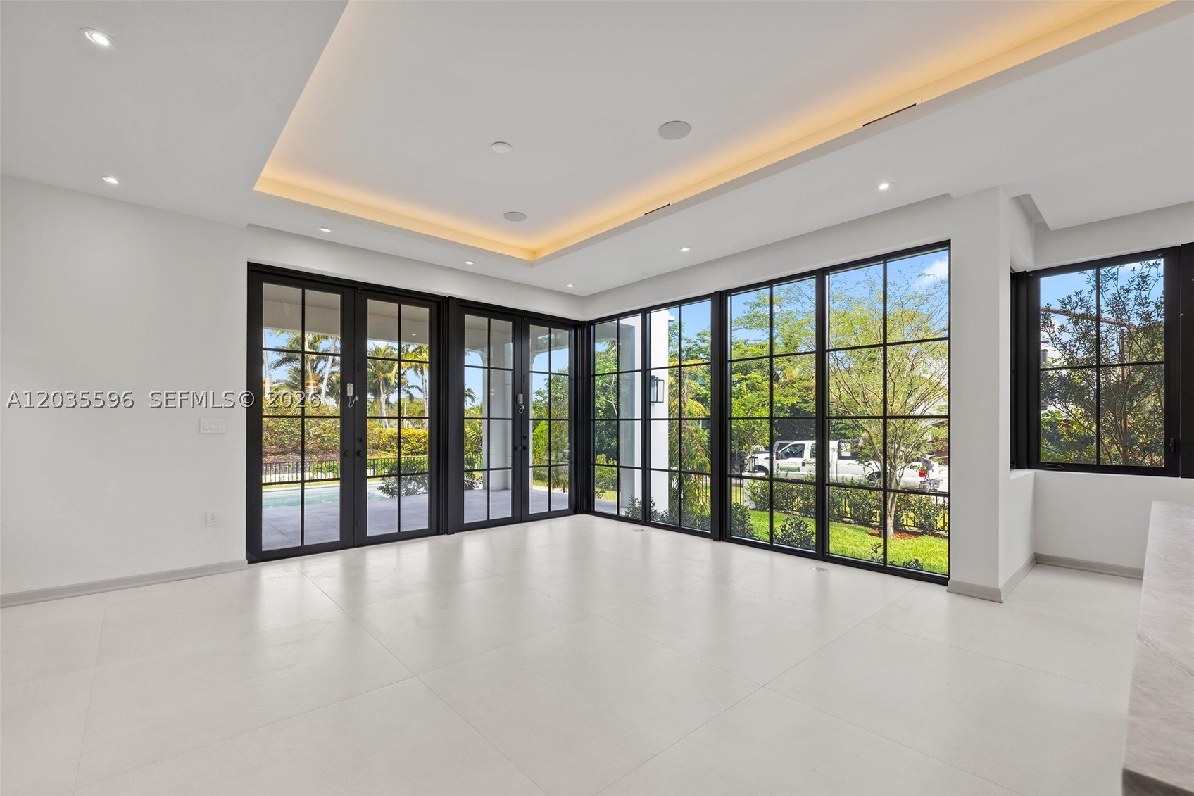 5262 La Gorce Dr, Miami Beach FL 33140