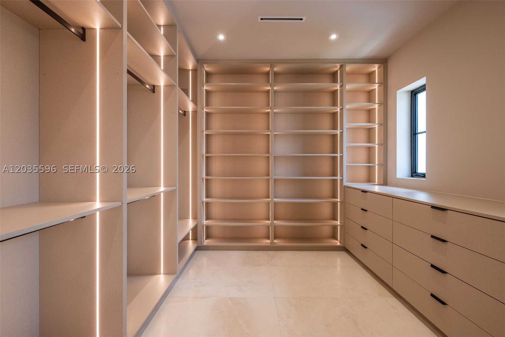 5262 La Gorce Dr, Miami Beach FL 33140