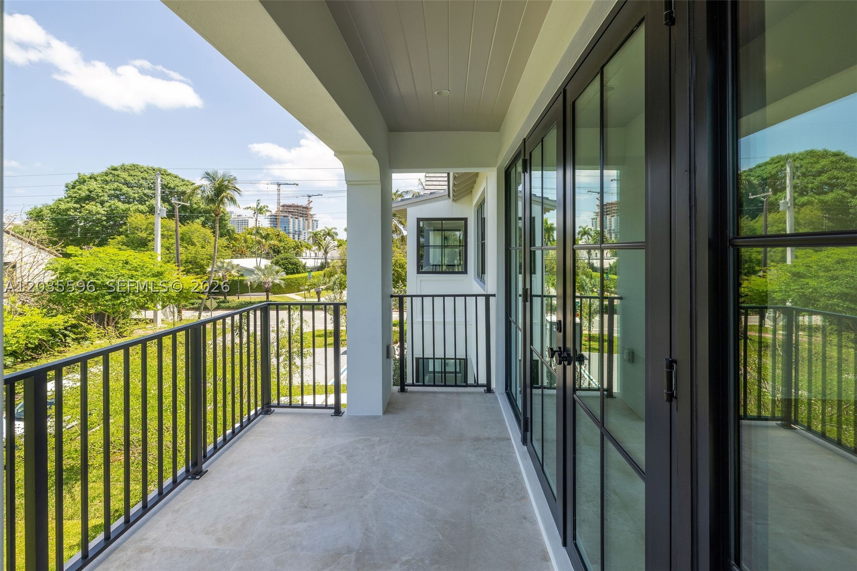 5262 La Gorce Dr, Miami Beach FL 33140