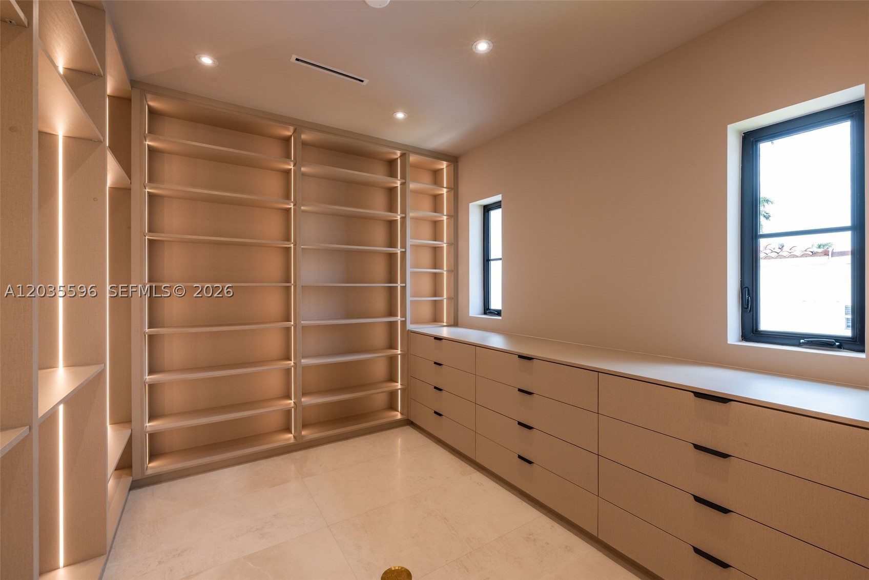5262 La Gorce Dr, Miami Beach FL 33140