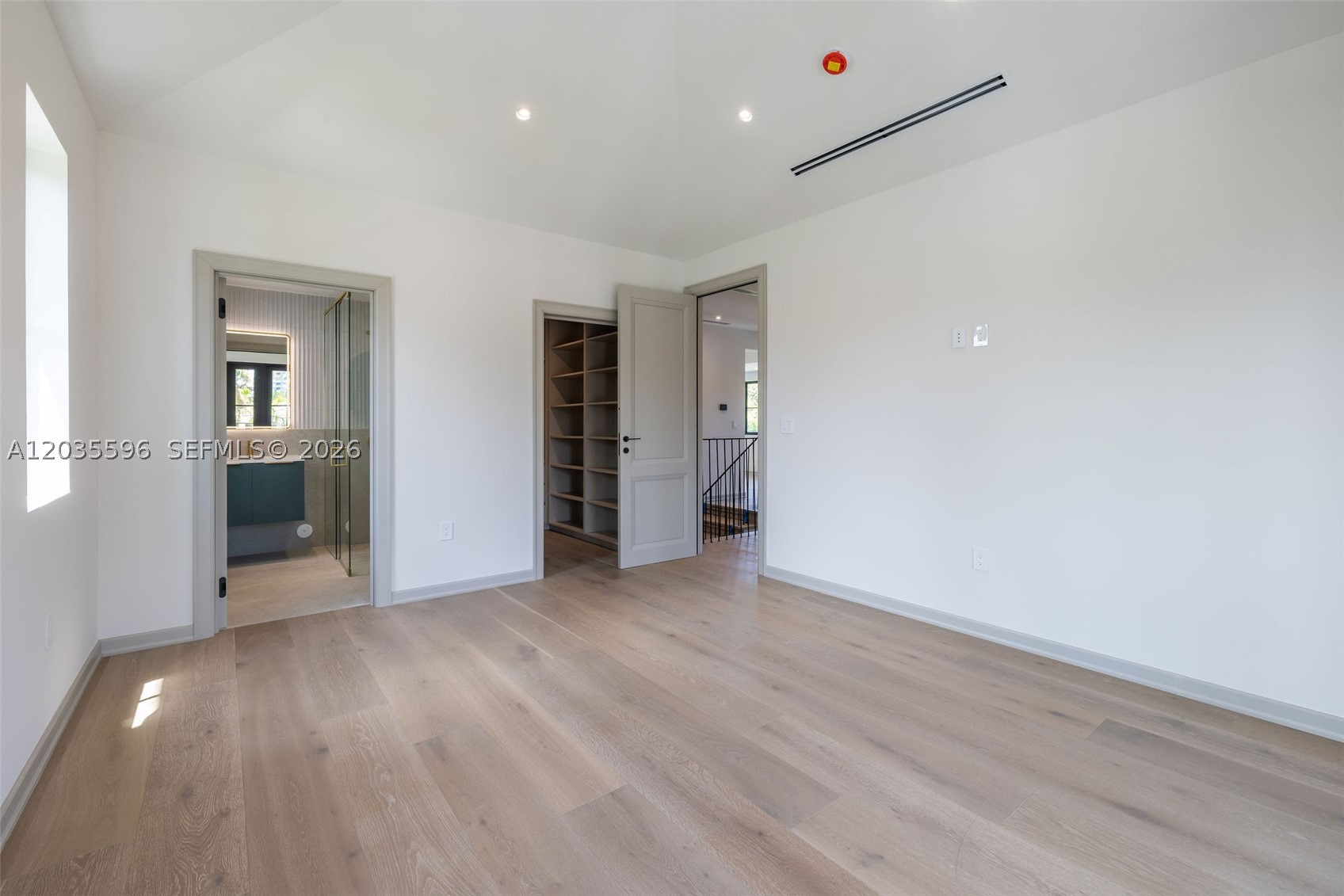 5262 La Gorce Dr, Miami Beach FL 33140