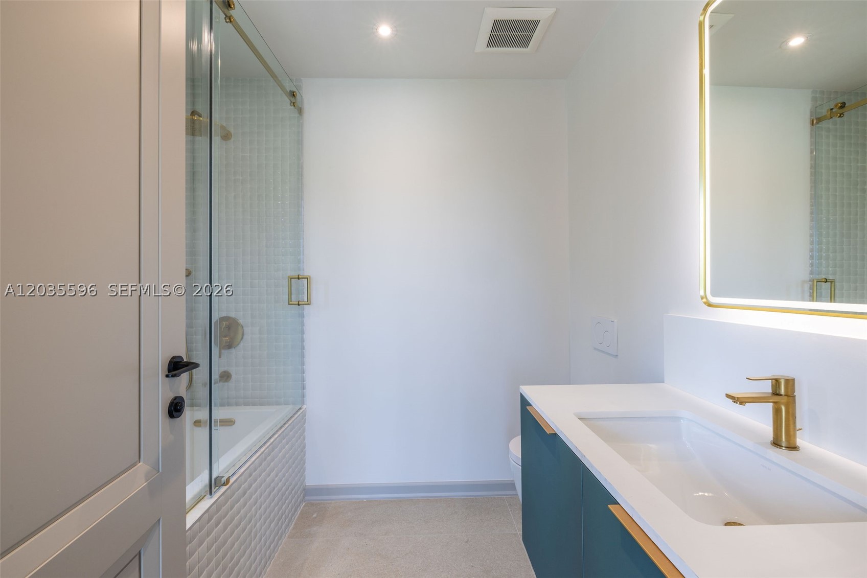 5262 La Gorce Dr, Miami Beach FL 33140