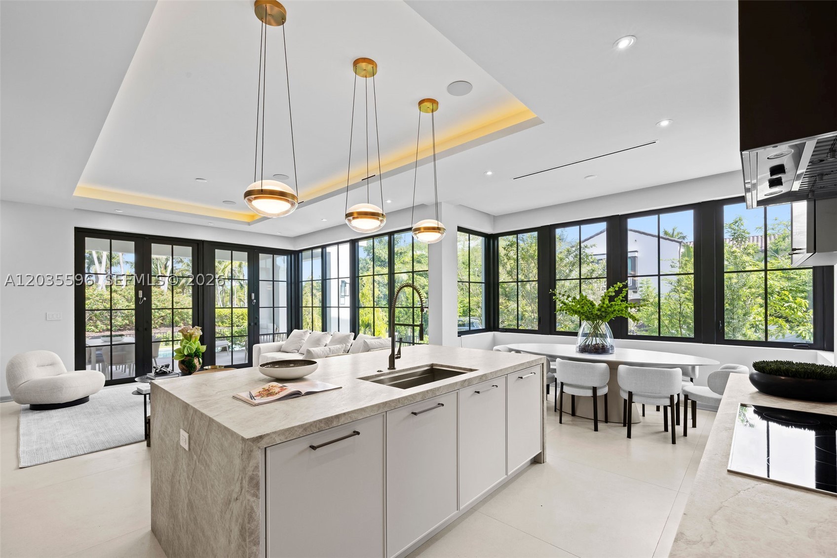 5262 La Gorce Dr, Miami Beach FL 33140