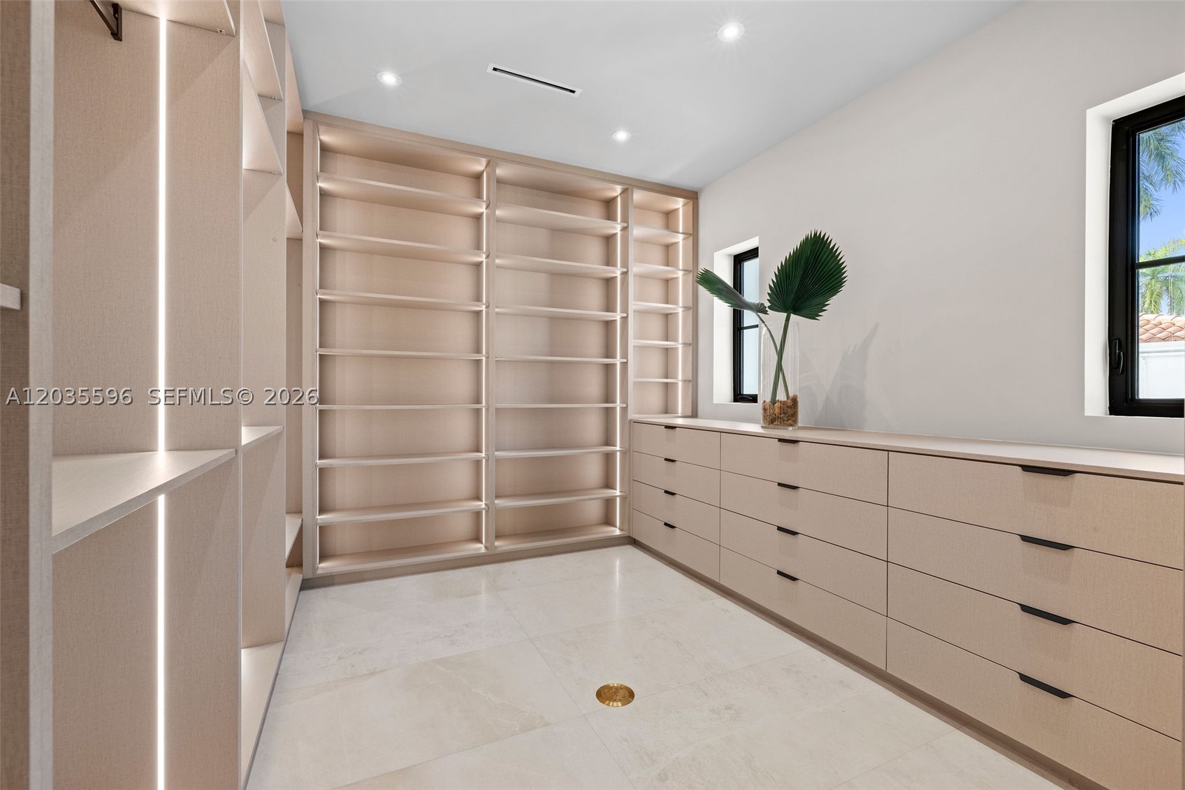 5262 La Gorce Dr, Miami Beach FL 33140