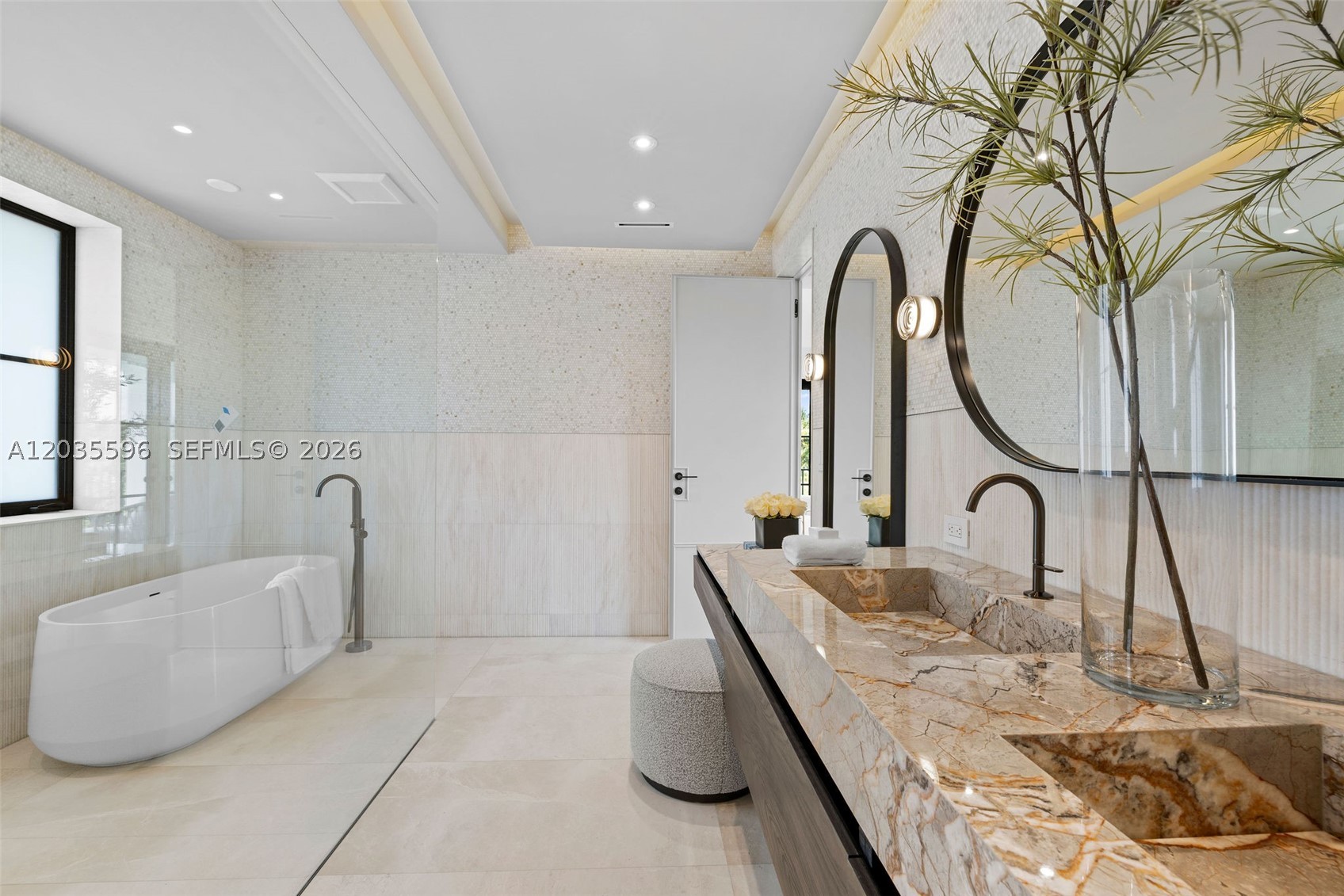 5262 La Gorce Dr, Miami Beach FL 33140