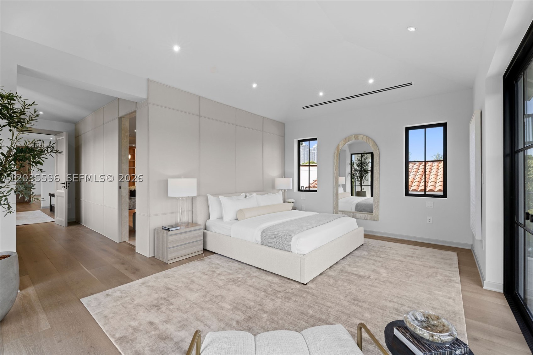 5262 La Gorce Dr, Miami Beach FL 33140