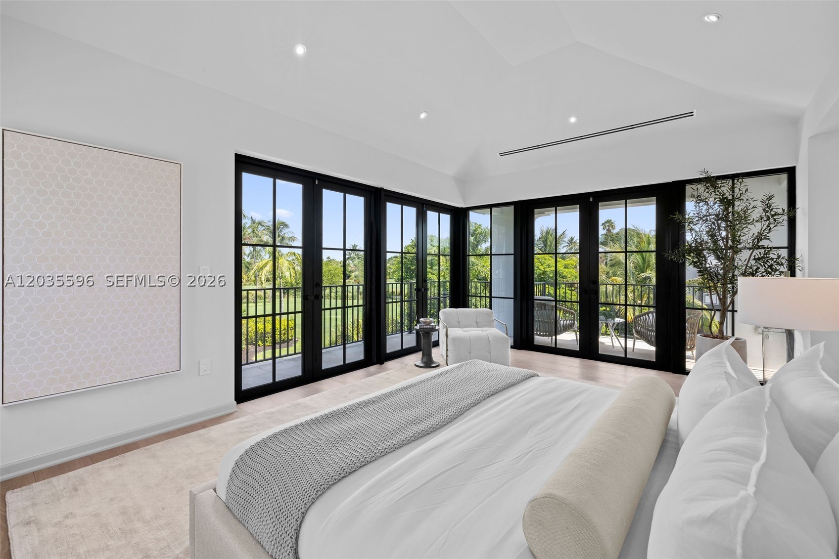5262 La Gorce Dr, Miami Beach FL 33140