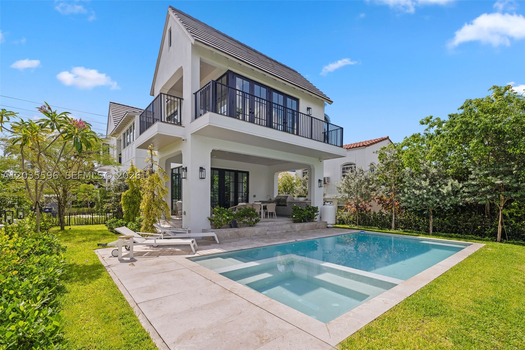 5262 La Gorce Dr, Miami Beach FL 33140