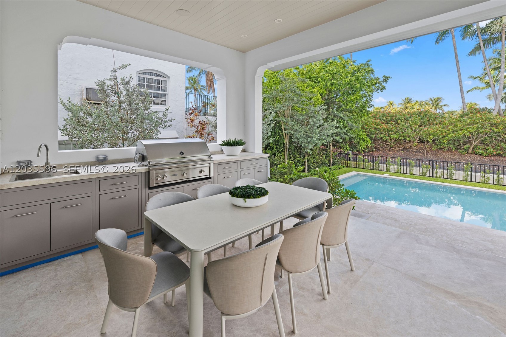 5262 La Gorce Dr, Miami Beach FL 33140