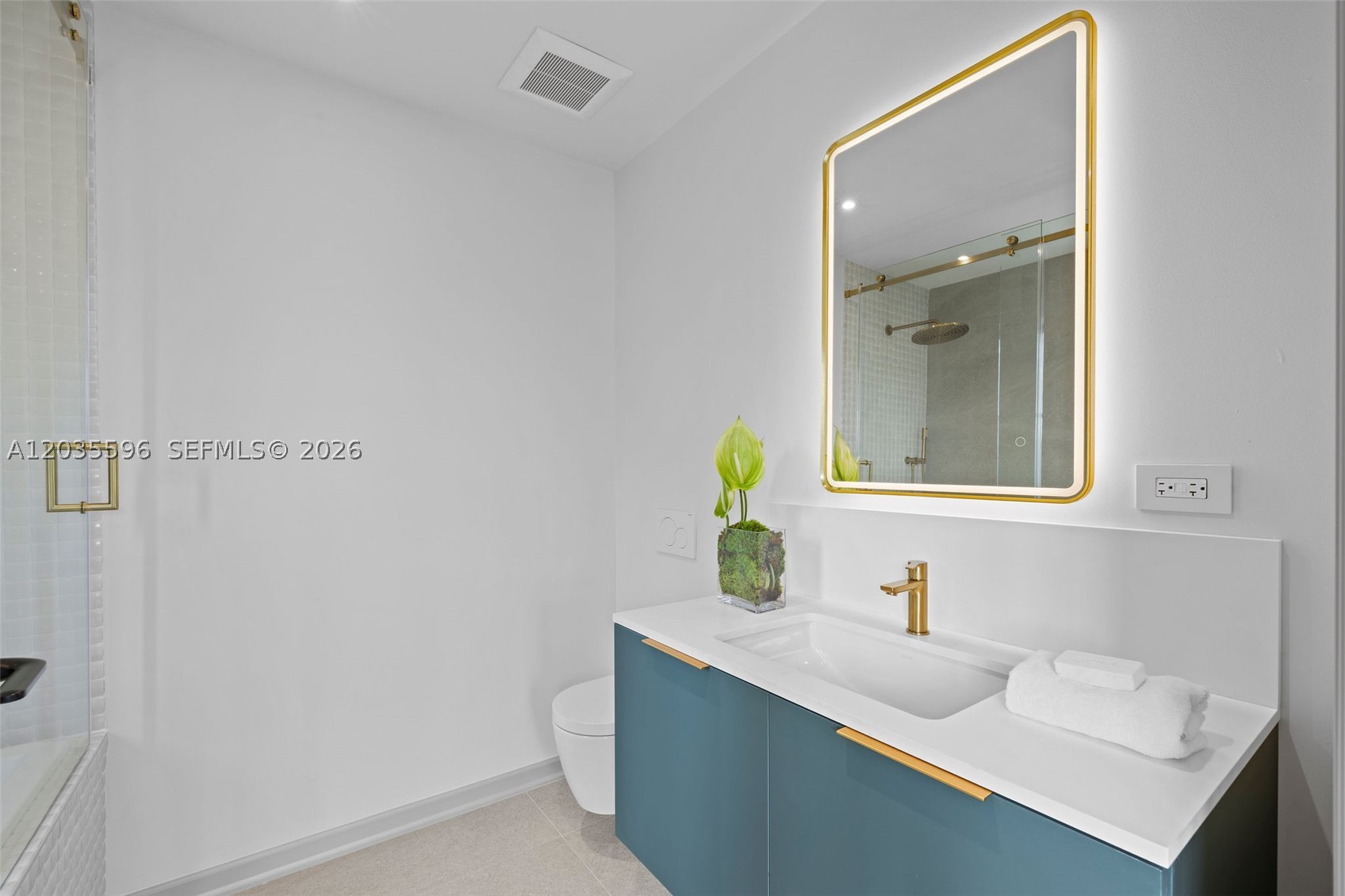 5262 La Gorce Dr, Miami Beach FL 33140