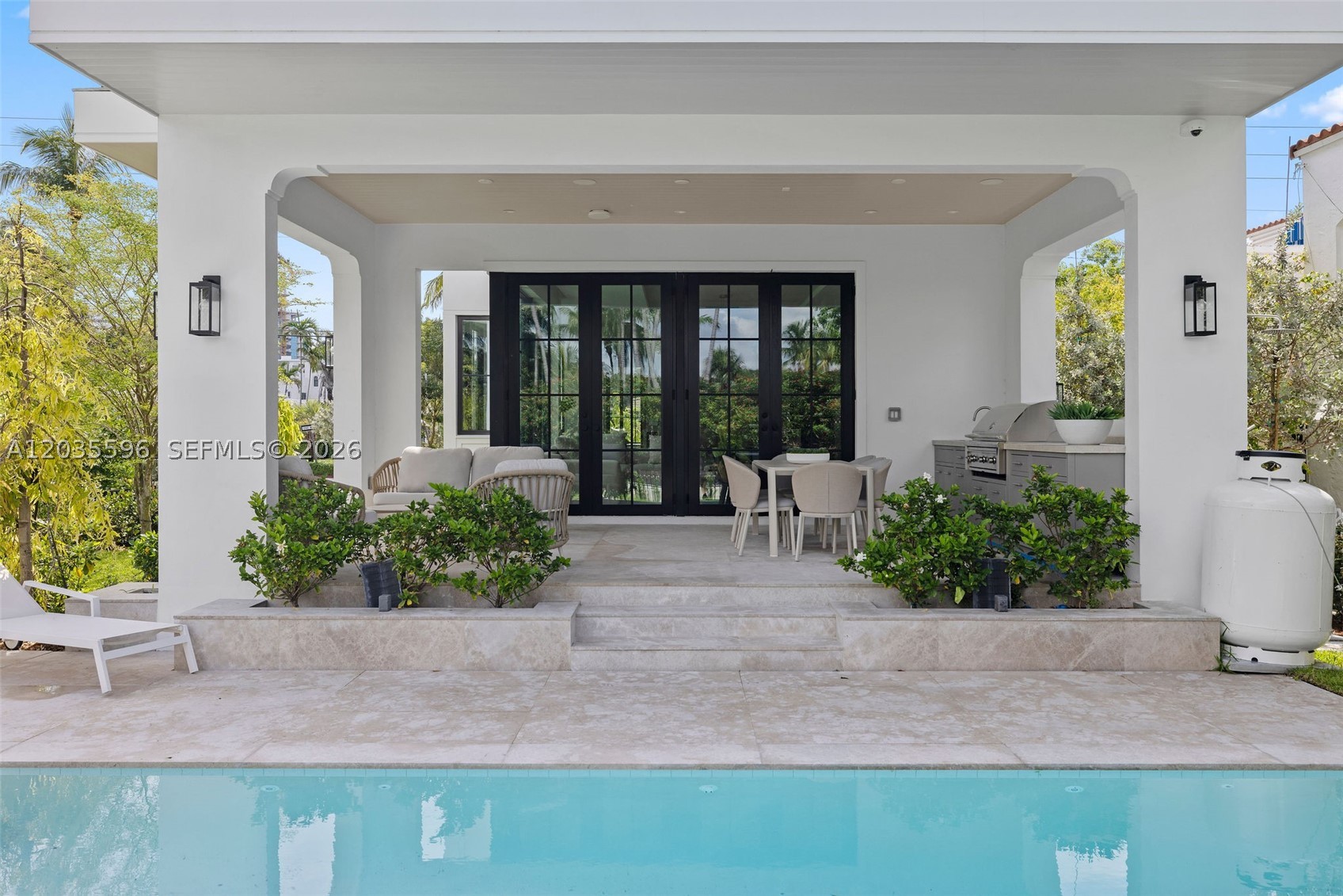 5262 La Gorce Dr, Miami Beach FL 33140