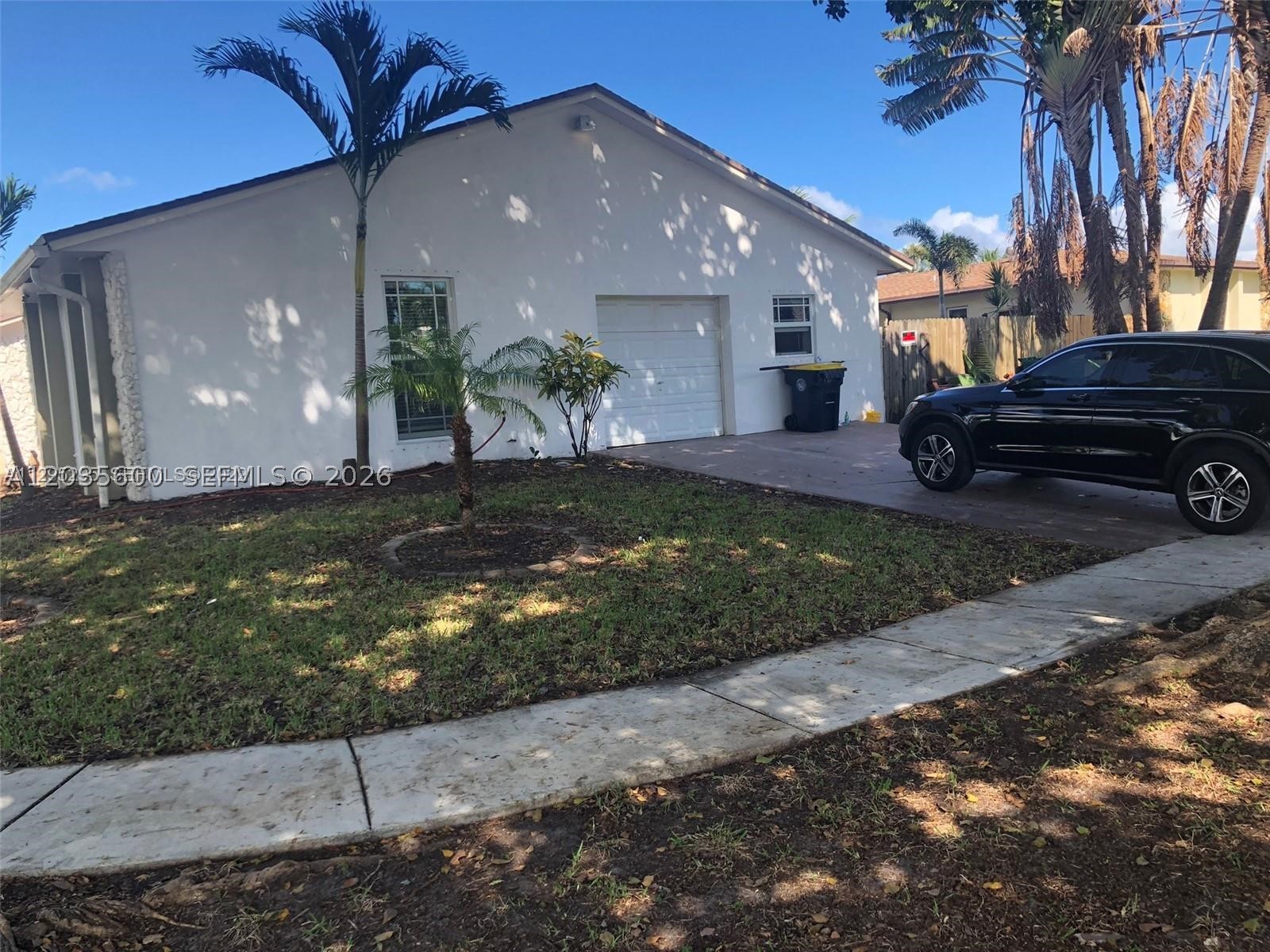 Dania Beach FL 33004 - A12035600