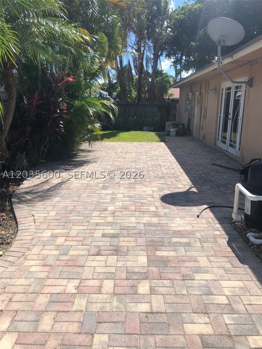Dania Beach FL 33004 - A12035600