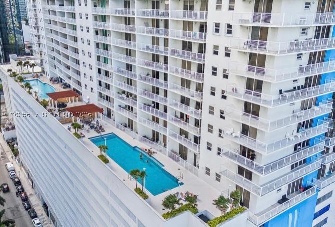 1200 Brickell Bay Dr #3318, Miami FL 33131