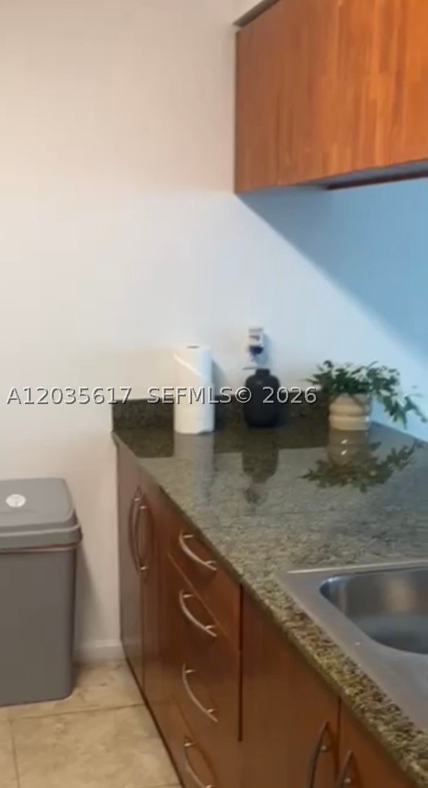 1200 Brickell Bay Dr #3318, Miami FL 33131