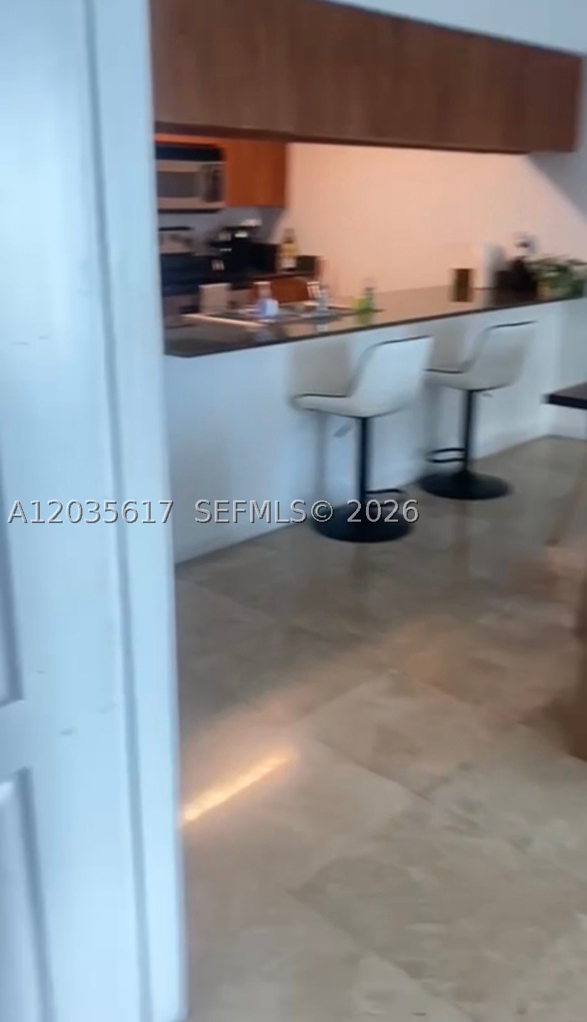 1200 Brickell Bay Dr #3318, Miami FL 33131