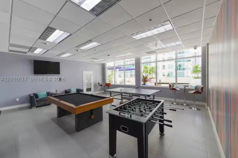 1200 Brickell Bay Dr #3318, Miami FL 33131