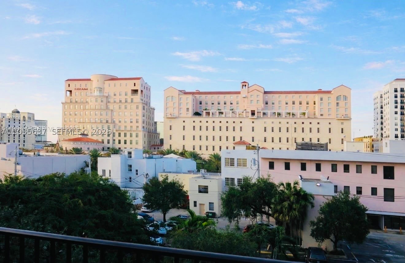 100 Andalusia Ave #402, Coral Gables FL 33134