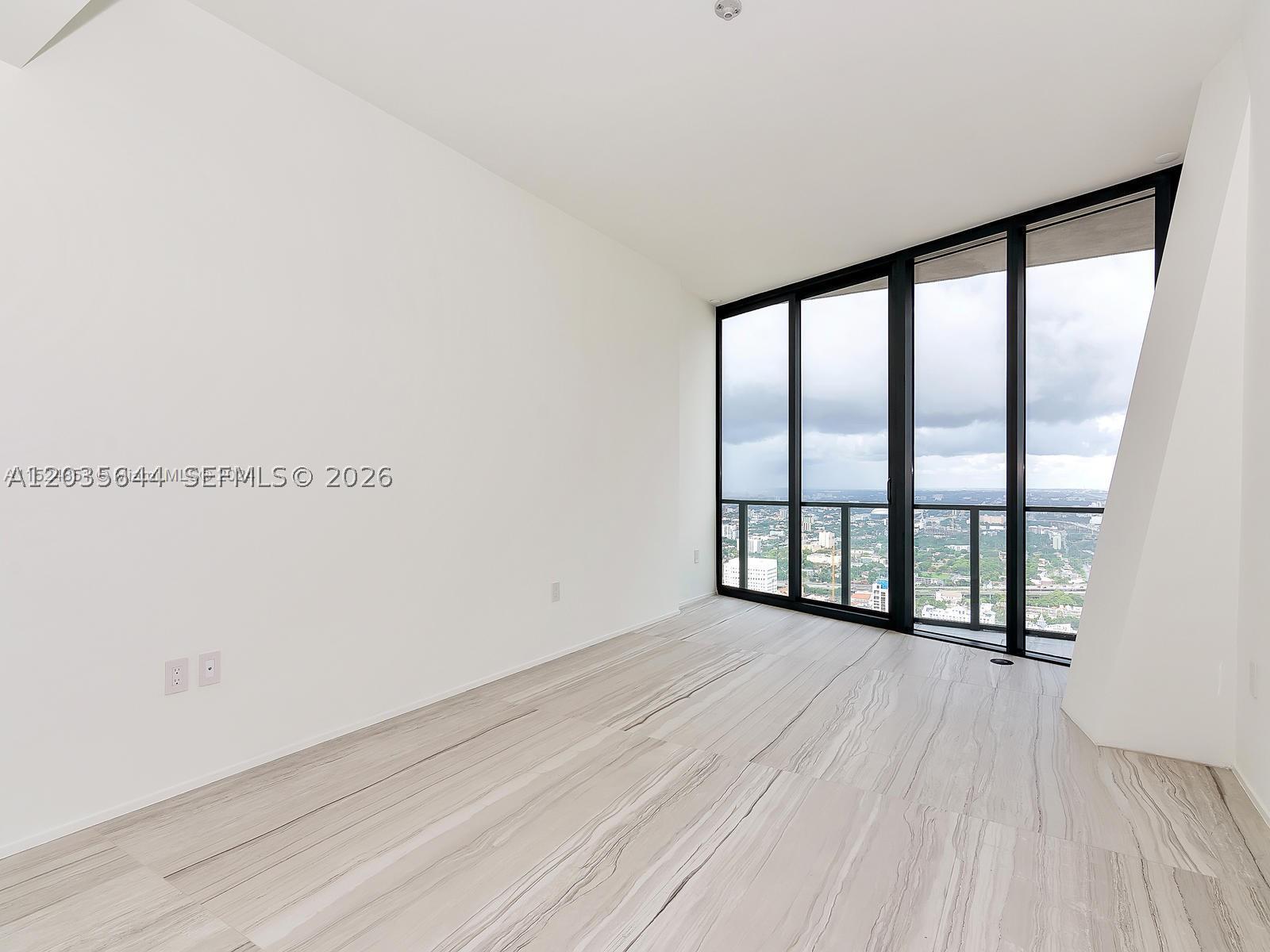 1000 Biscayne Blvd #4802, Miami FL 33132