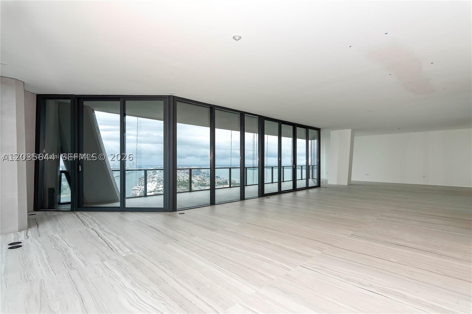 1000 Biscayne Blvd #4802, Miami FL 33132