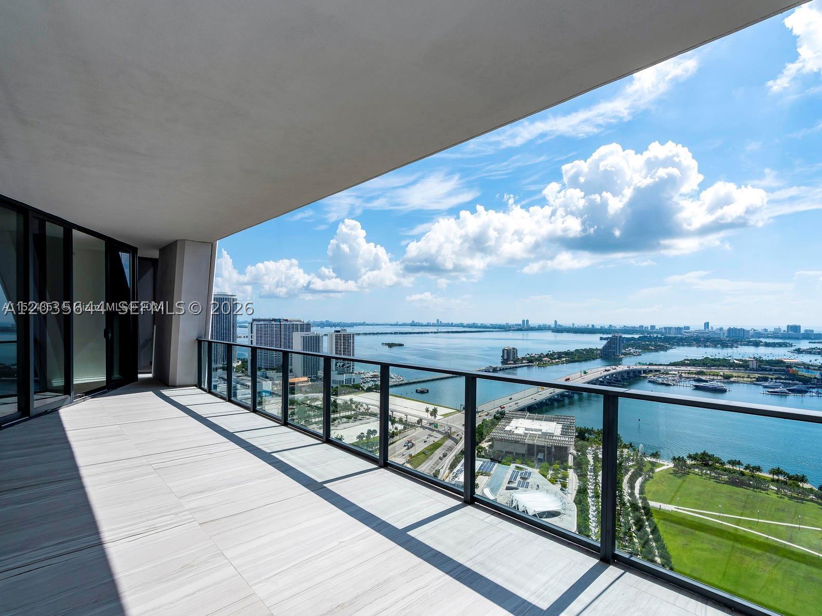1000 Biscayne Blvd #4802, Miami FL 33132