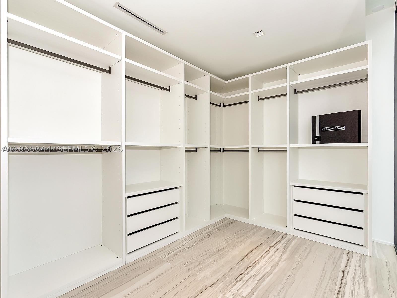 1000 Biscayne Blvd #4802, Miami FL 33132