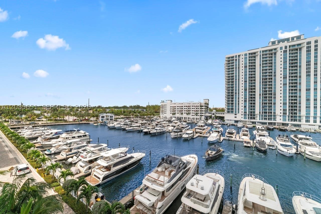 17111 Biscayne Blvd #503, North Miami Beach FL 33160