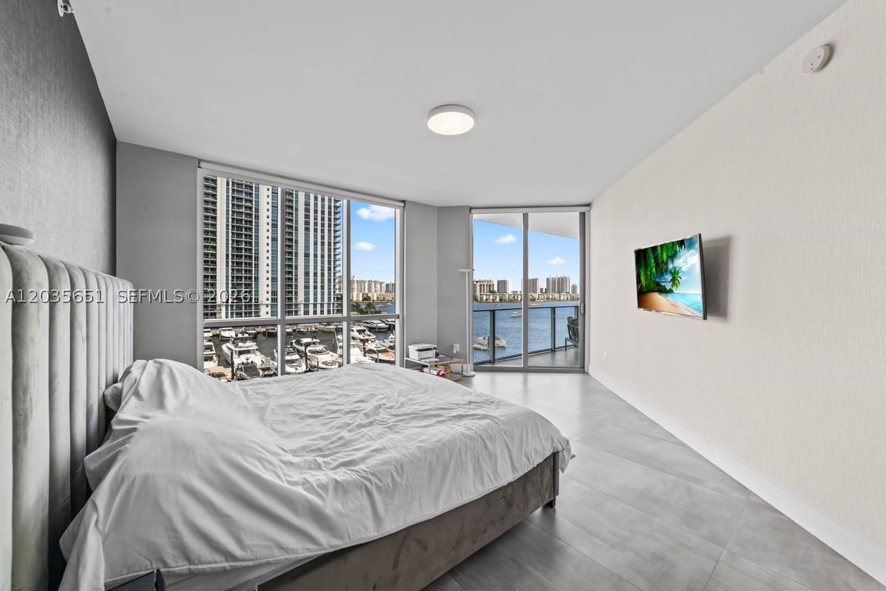 17111 Biscayne Blvd #503, North Miami Beach FL 33160