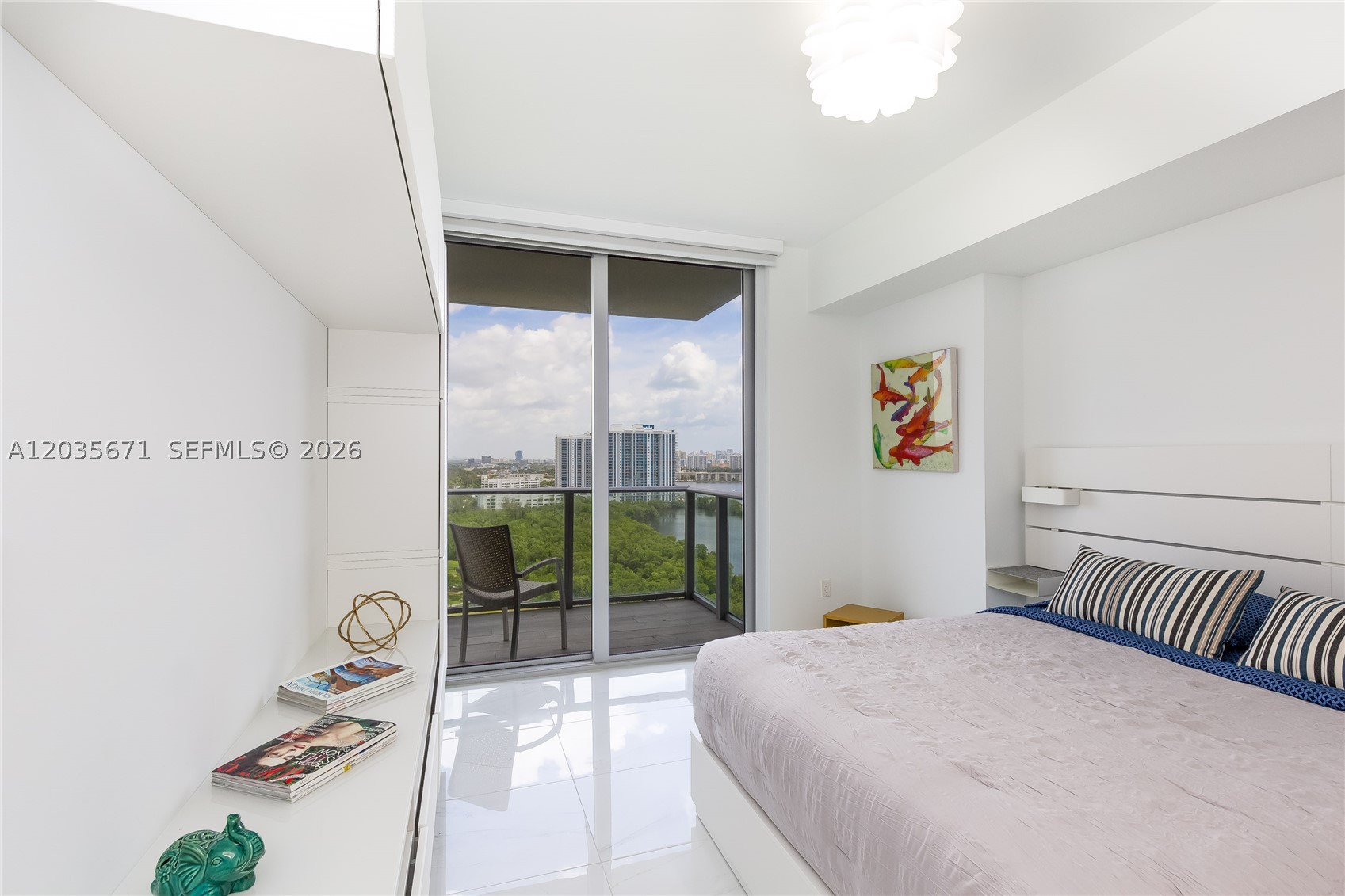 16385 Biscayne Blvd #1805, North Miami Beach FL 33160