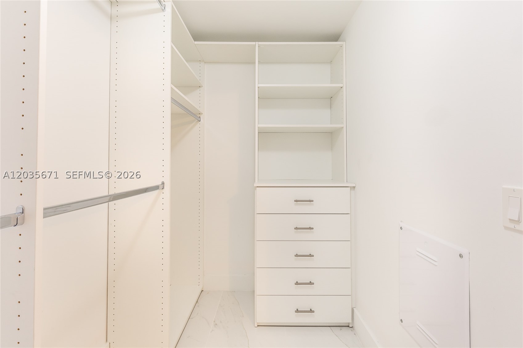 16385 Biscayne Blvd #1805, North Miami Beach FL 33160