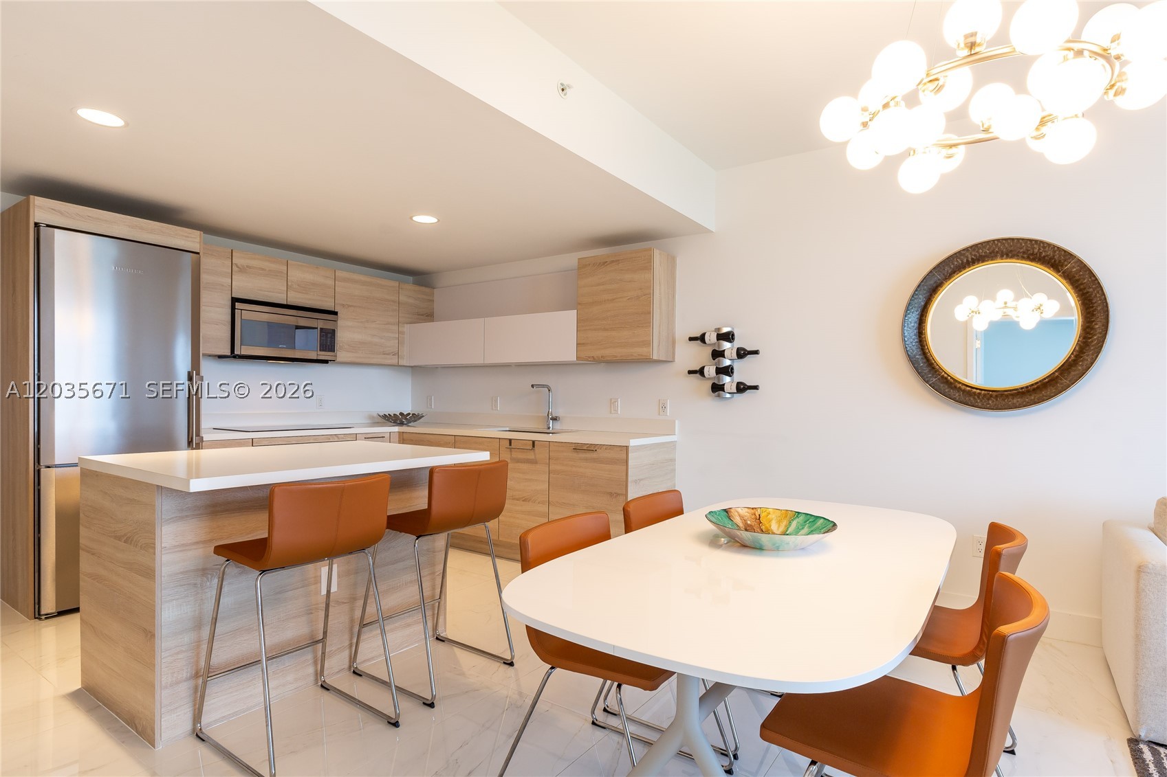 16385 Biscayne Blvd #1805, North Miami Beach FL 33160