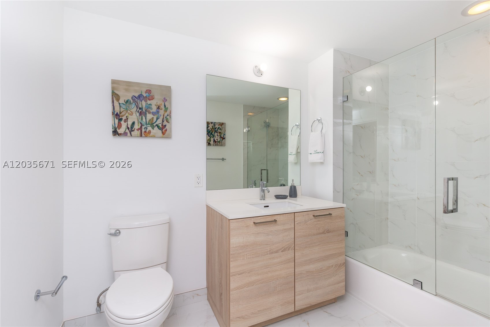16385 Biscayne Blvd #1805, North Miami Beach FL 33160