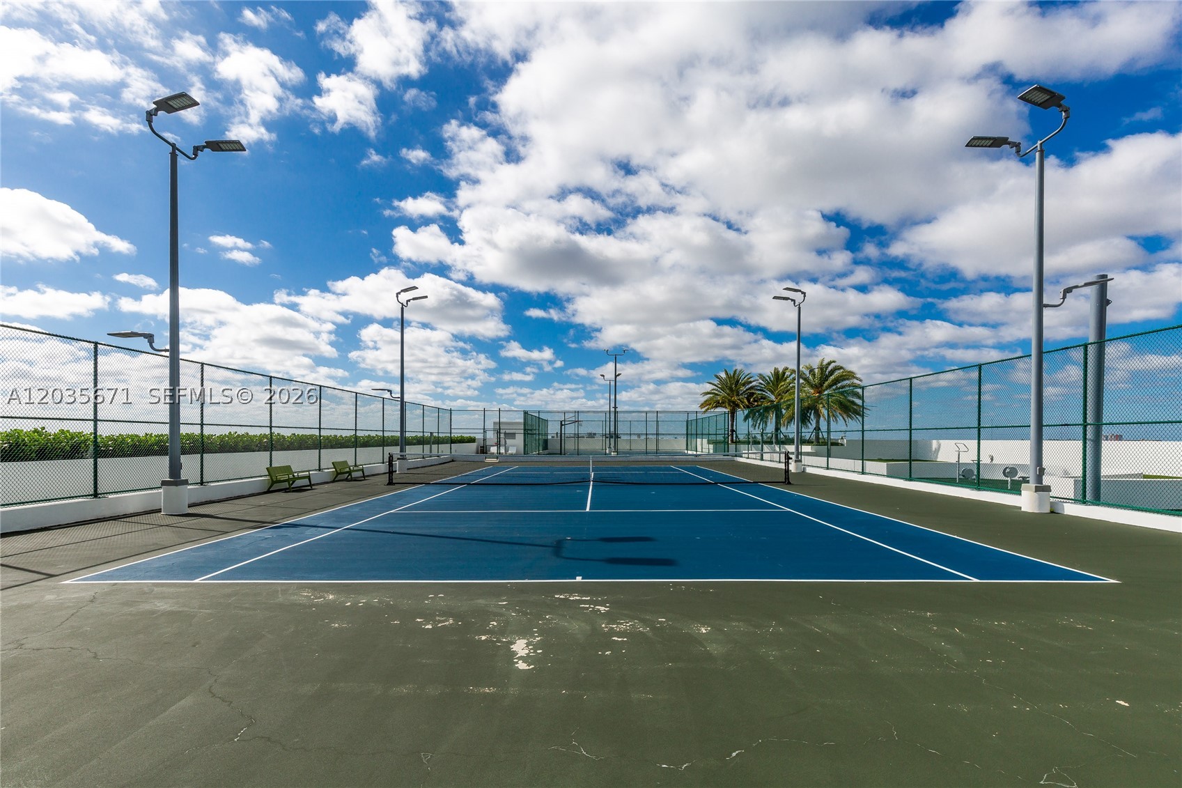 16385 Biscayne Blvd #1805, North Miami Beach FL 33160