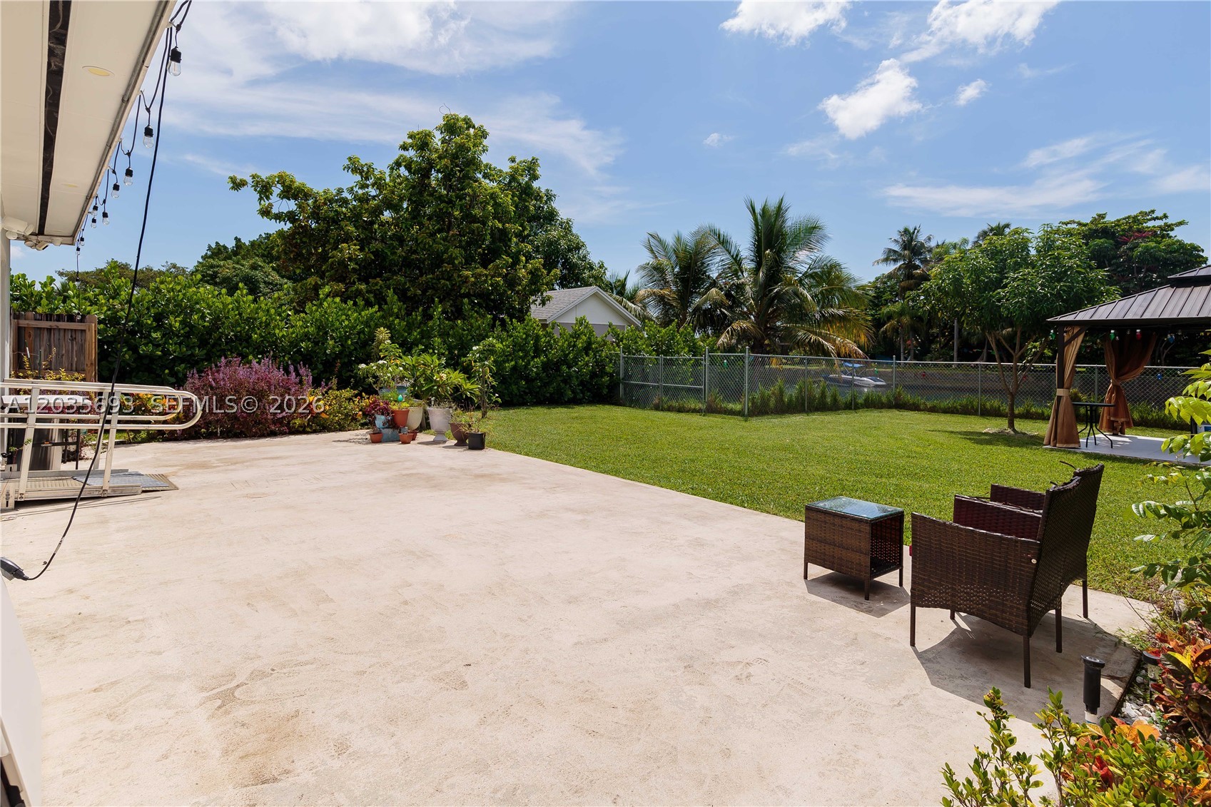 19311 Sterling Dr, Cutler Bay FL 33157