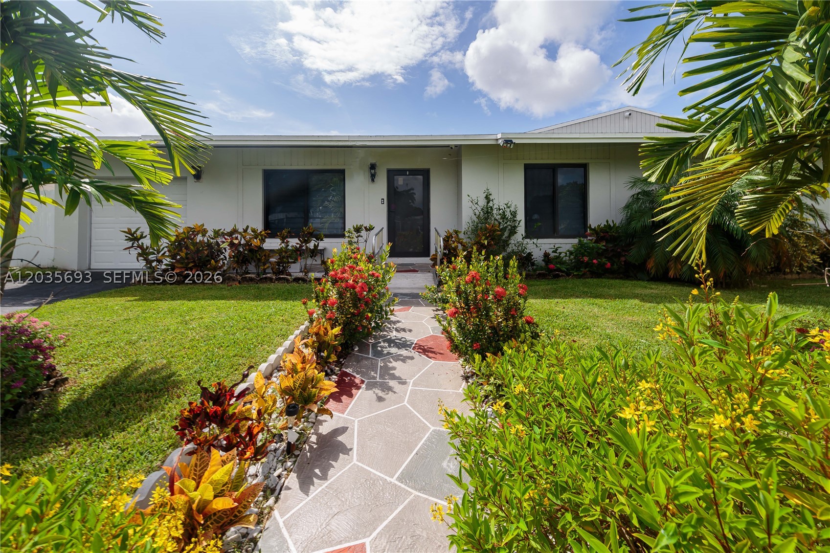 19311 Sterling Dr, Cutler Bay FL 33157